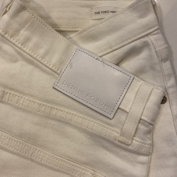 Aritzia Denim forum - yoko high rise straight - Picture 4 of 4